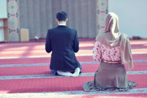 How many Rakats of Jummah Prayer for Ladies? - Islamversity