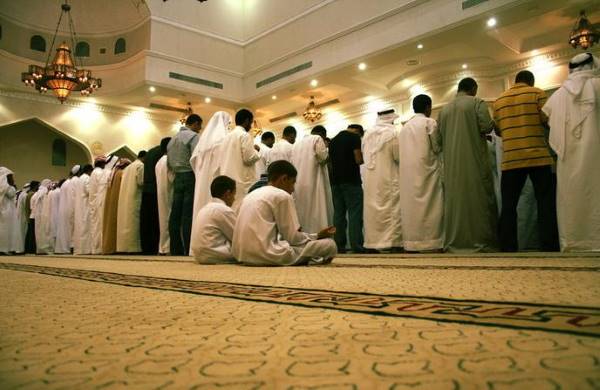 How to pray Taraweeh in the Mosque